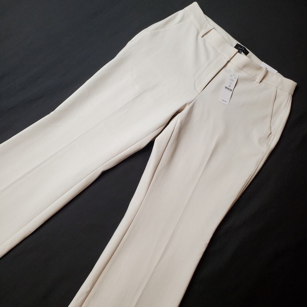 White House Black Market Women's Size 8P NWT The Boot Trousers Vanilla White